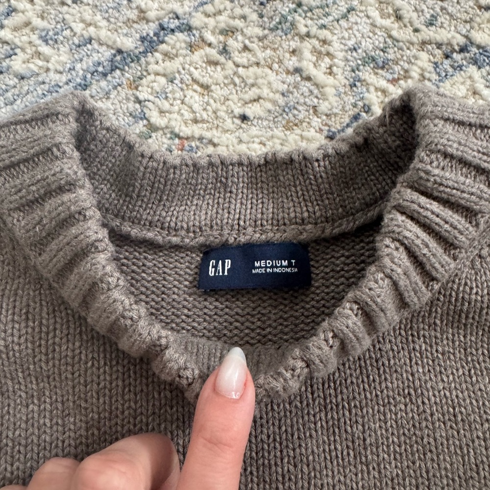 Gap Viral Ophelia-Style Sweater | Medium Tall | Like New | Sold Out - Picture 2 of 3